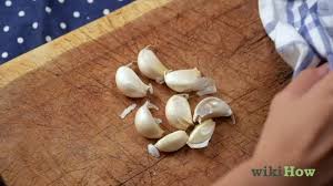If your knife skills are up to it, you can attempt a mince by continuing to cut the garlic until pieces are very small. 5 Ways To Peel A Garlic Clove Wikihow