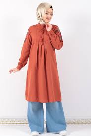 Tesettur Tunik Modelleri 2020 Tesettur Tunik Kombin Onerileri Moda Tunik Giyim