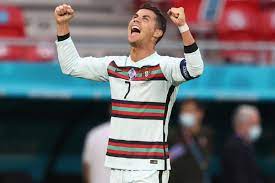 Le champion d'europe est là. Nbgrbg L7e0ovm