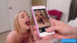 See this naughty blondie teenager caught on camera while she sucks fresh  hard dick pov style - XNXX.COM