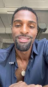 Alex Tyre's Instagram, Twitter & Facebook