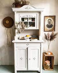La Credenza E Antica Del 900 Liberty Legno Massello E Stata Restaurata E Dipinta A Mano Color Grigio Chiar Shabby Home Shabby Chic Farmhouse Shabby Chic