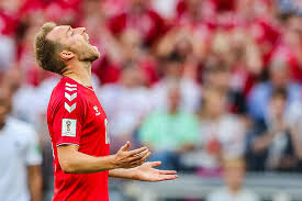 Christian eriksen suddenly collapsed during the euros game against finland. 8n O 3eh1sm Ym