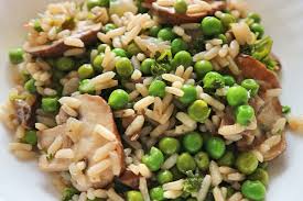 Reis Mit Champignons Grunen Erbsen Einfaches Leckeres Rezept Rezepte Rezepte Mit Reis Gesunde Rezepte