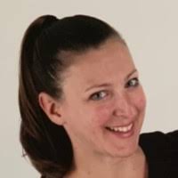 200+ "Újj" profiles