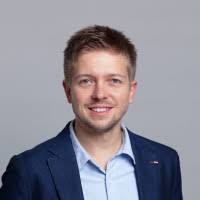 70+ "Bischoping" profiles