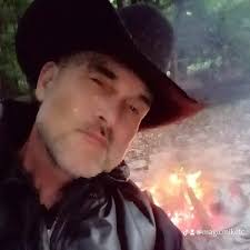 What are recommendations for activities, bars, and late night food places  in Traverse City for a bachelorette party?