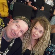 Daniel Sharpe (@stay.sharpe.art) · Instagram photos and Reels