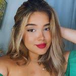 Lisa Godina's Instagram, Twitter & Facebook