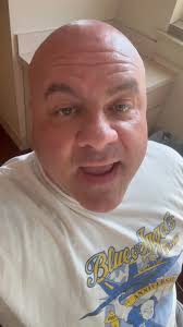 Wishing happy anniversary at Virginia Beach music festival