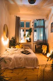Die 3 Su00e4ulen Der Gemu00fctlichkeit Im Goldenen Herbst Die 3 Su00e4ulen De De Der Die Gemu0 Avec Images Deco Interieure Chambre Idee Chambre Maison Confortable