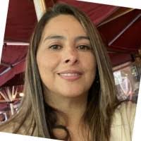 Yadira Cuellar's Instagram, Twitter & Facebook