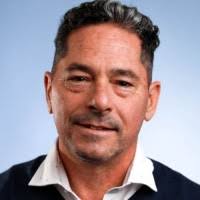 30+ "Albert Chavarría" profiles