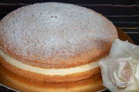 Pan Di Spagna Con Bagna Al Rum E Crema Diplomatica Panini Sopraffini Ricetta Idee Alimentari Pan Di Spagna Pane