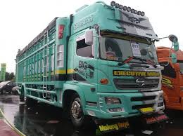 Bagi pemilik kendaraan seperti truk komersial maka beberapa tips modifikasi mobil truk murah namun menarik akan membantu merubah penampilan modifikasi variasi stiker kabin truk cutting stiker truk canter desain cutting sticker truck cutting sticker mobil pick up t120ss modifikasi truk dump klakson. Modifikasi Mobil Dump Truk Canter Modifikasi Mobil Dan Truk