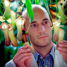 Alexandre antonelli is director of science at the royal botanic gardens, kew, and professor of biodiversity at the university of oxford and the university of gothenburg. Da Unicamp Para O Maior Jardim Botanico Do Mundo Unicamp