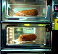 Dutch Fast Food In The Walleating Kroketten Out Of A Vending Machine Wall Typically Dutch Dutch Recipes Food Dutch