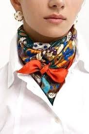 Foulard bandana tuto language:fr / 900 idees de foulards en 2021 foulard s habiller avec un foulard tenues avec echarpe.s'il est trop grand, vous pouvez le recouper un peu, mais n'oubliez pas que vous allez perdre entre 1 et 5 cm en cousant l'ourlet. 210 Scarf Tutorial Ideas How To Wear Scarves Scarf Styles Scarf