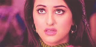 5 celebs missed the style mark at Filmfare. Could Pakistani designers have  saved the day?