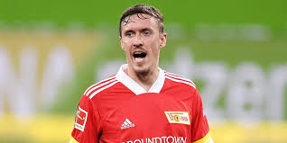 On thursday night, july 29, kruse gave a relatively casual reaction to vanessa mariposa's allegations with a longer statement from her instagram account. Stark Asozial Max Kruse Zofft Sich Mit Berliner Polizei Schweine Mopo