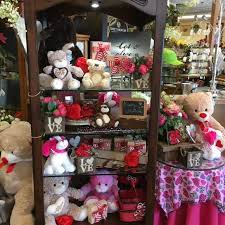 Kickingbird flowers & gifts (source) best for any occasion selection size large price range starts from $38. Kickingbird Flowers Gifts Home Facebook