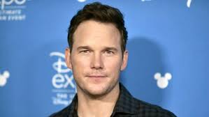 An ordinary man is recruited by time travellers from 30 years in the future to fight in a war against deadly aliens. Chris Pratt S Sci Fi Film The Tomorrow War Gets Release Date