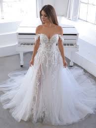 Maybe you would like to learn more about one of these? Brautkleid Mit Carmen Tragern Und Schlitz Pretty You