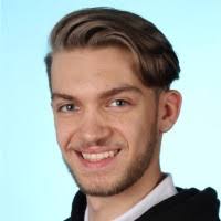 400+ perfiles de «Quadé»