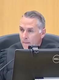 I'm just going to say it… Judge Justin Beresky is 🔥 AZ vs. LORI DAYBELL