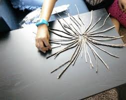 Now, you can make tree branches decor ideas for your home and you can do them on your own. Diy Tree Branch Wall Decor