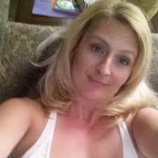 Angela Kohout (@angelakohout)