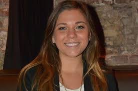 Courtney Otis's Instagram, Twitter & Facebook