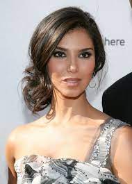 Side swept medium layered hairstyle: 100 Side Swept Updos Hairstyles To Try This Year