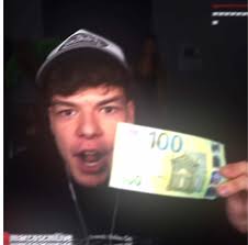 𝙫𝙖𝙡𝙚𝙣𝙩𝙞𝙣𝙖🕯️ (@vali.xyzz)