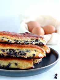 Brioches Suisses Aux Pepites De Chocolat Del S Cooking Twist Recipe In 2020 French Baking Recipes Food