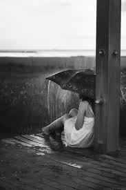 Beautiful Woman Beautiful Love Black And White Photography Black And White My Favorite Photo Rain Photography White Photography Walking In The Rain