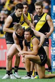 Black And Yellow Rugby Team Richmond Football Club By Adrian Gastaldi On Rugby Players Rugby Players Dream Team