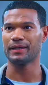 Devale's attractive photo and comments from fans