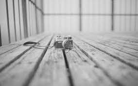 Simak variasi warnanya yang kekinian di sini. Hasil Gambar Untuk Background Abu Abu Background Abu Abu Black And White Architecture Depth Of Field