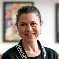 Eliza Compton's Instagram, Twitter & Facebook