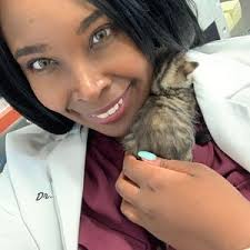 Rochelle Day's Instagram, Twitter & Facebook