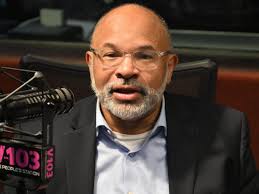 A 'Cosby Show' star says he's still struggling to make ends meet 6 years  after photos of him working at Trader Joe's went viral