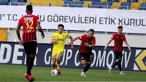 14 mart 1923'te ankara'da kurulan kulüp, cumhuriyet ile aynı yıl kurulması. Genclerbirligi 1 1 Fenerbahce Fenerbahce Spor Kulubu
