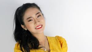 Bài dự thi: “LAN TỎA CÙNG HTV”: Lê Hồng Trang: Làm hết sức để xứng đáng với  danh hiệu Chuông bạc vọng cổ