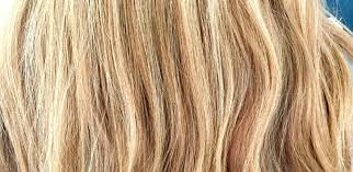 die haarpracht wird mit zunehmendem alter dunner ursachen dazu gibt es einige doch die meisten haben etwas mit der art und wei haarausfall haarschonheit haare