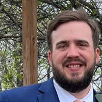 100+ profilů „Crinigan“