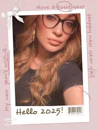 Meet Jenny: Your Go-to Girly Gamer and Disney Enthusiast!