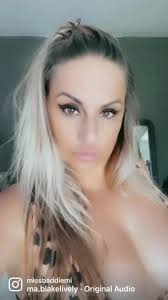 Baddiemi - Check out my new swimsuit....😉 | Sex.com