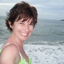 Rhonda Mckeown's Instagram, Twitter & Facebook