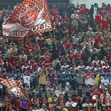 درخواست بازیکنان پرسپولیس از هواداران: در بازی با ذوب‌آهن فقط نام پرسپولیس را فریاد بزنید